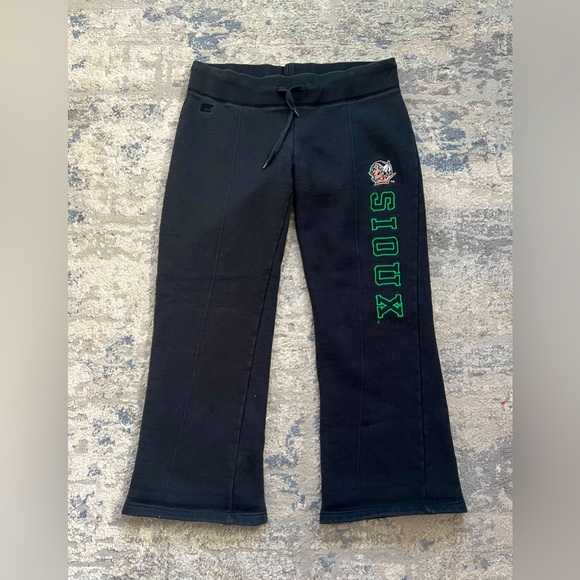 Vintage University of North Dakota Fighting Sioux Sweat Pants - Picture 1 of 7